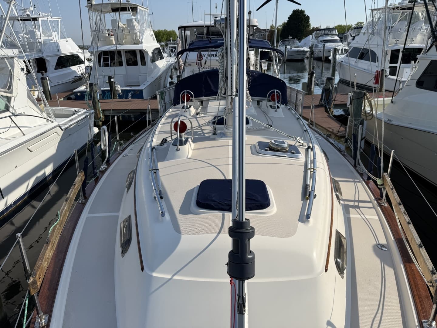 2003 Island Packet 380 - Image 6