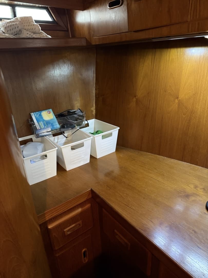 1988 President 35 Double Cabin - Image 38