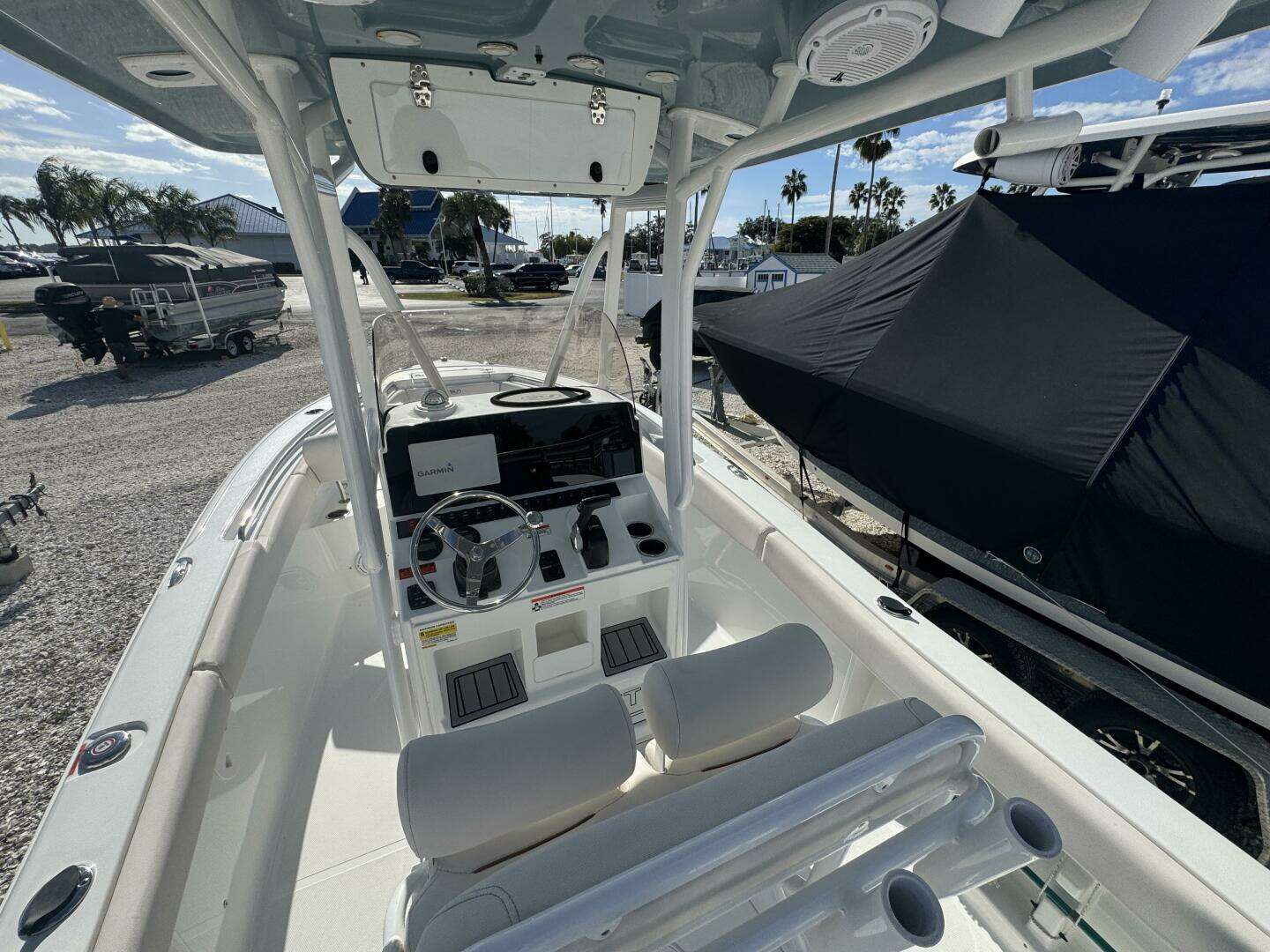 2021 Sea Hunt Ultra 219 - Image 18