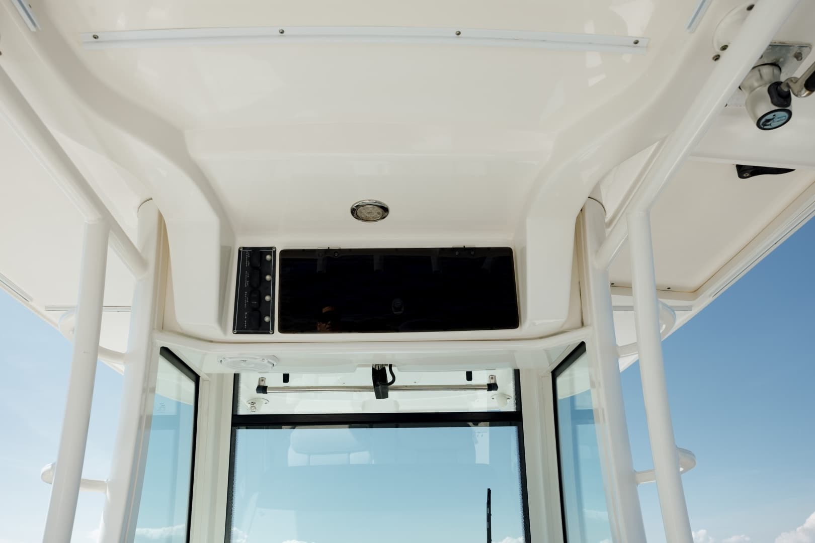 2013 Boston Whaler 320 Outrage - Image 51