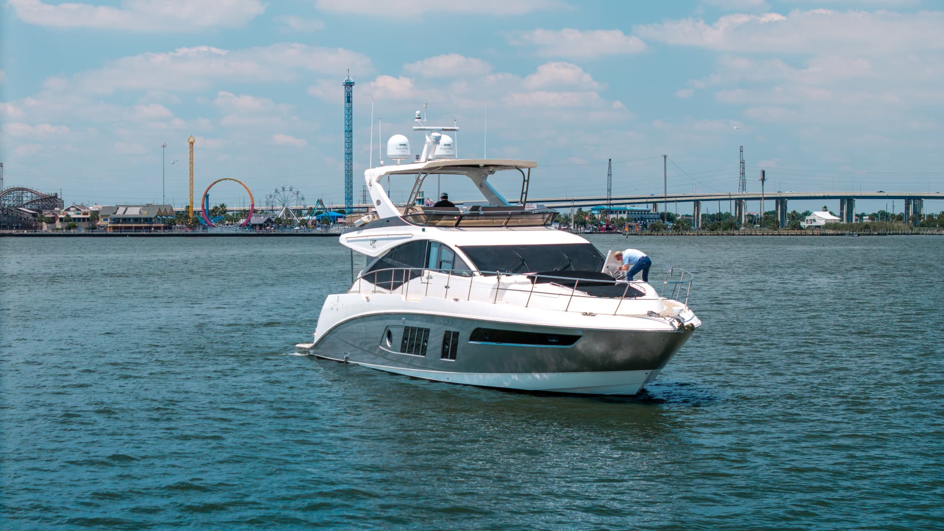 2017 Sea Ray L650 Fly - Image 8