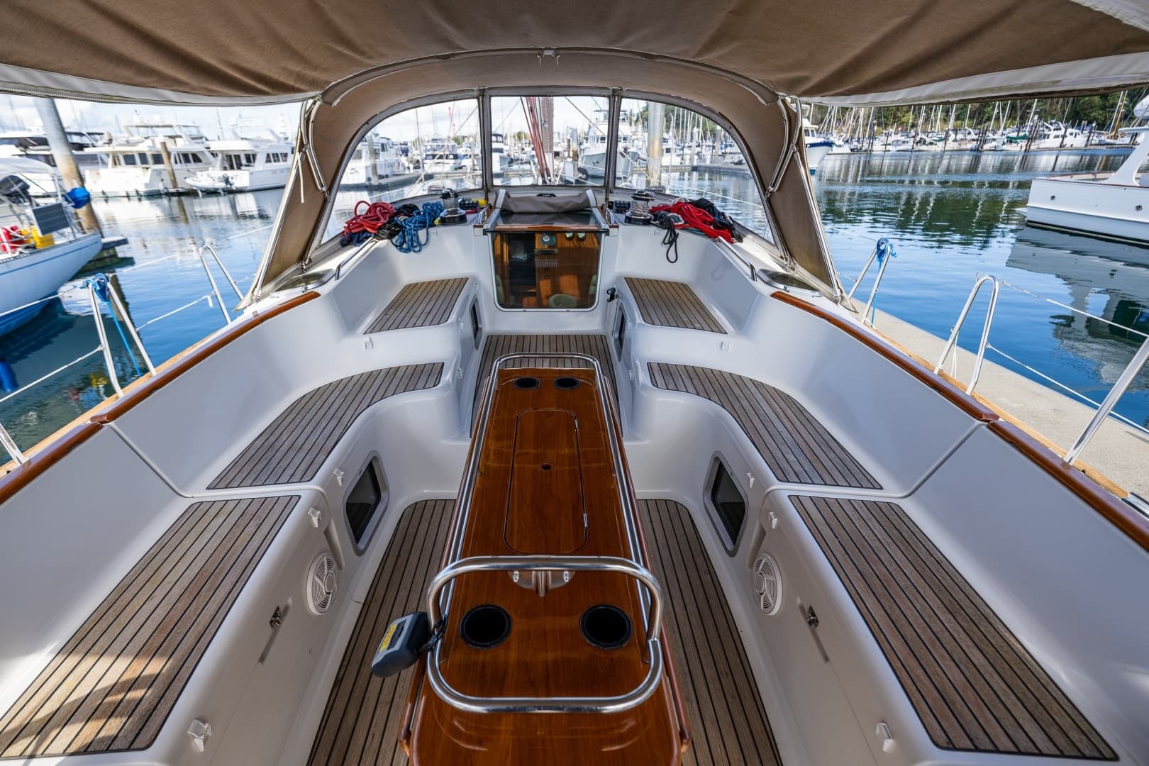 2009 Jeanneau 54DS - Image 18