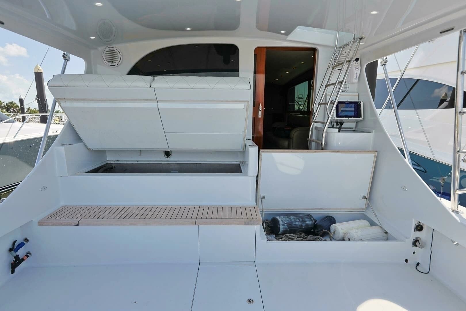 2014 Blackwell 62 Convertible - Image 36
