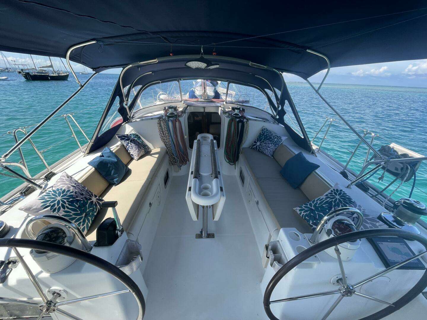 2005 Beneteau Oceanis 473 - Image 6