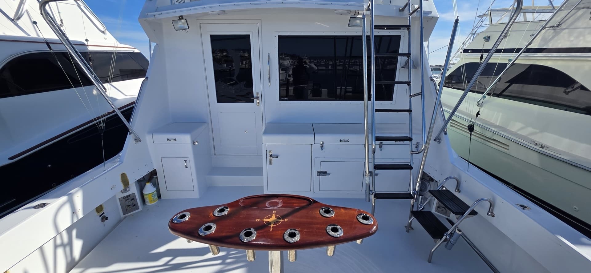 1989 Hatteras 52 Convertible - Image 35