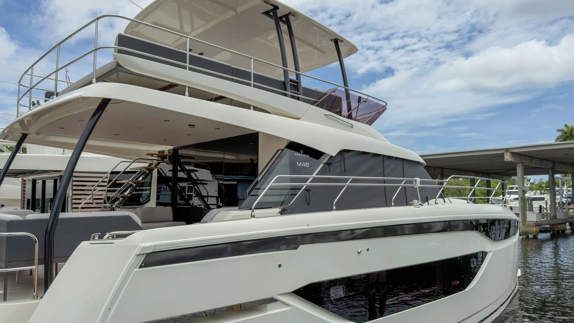 2025 Prestige M48 - Image 3