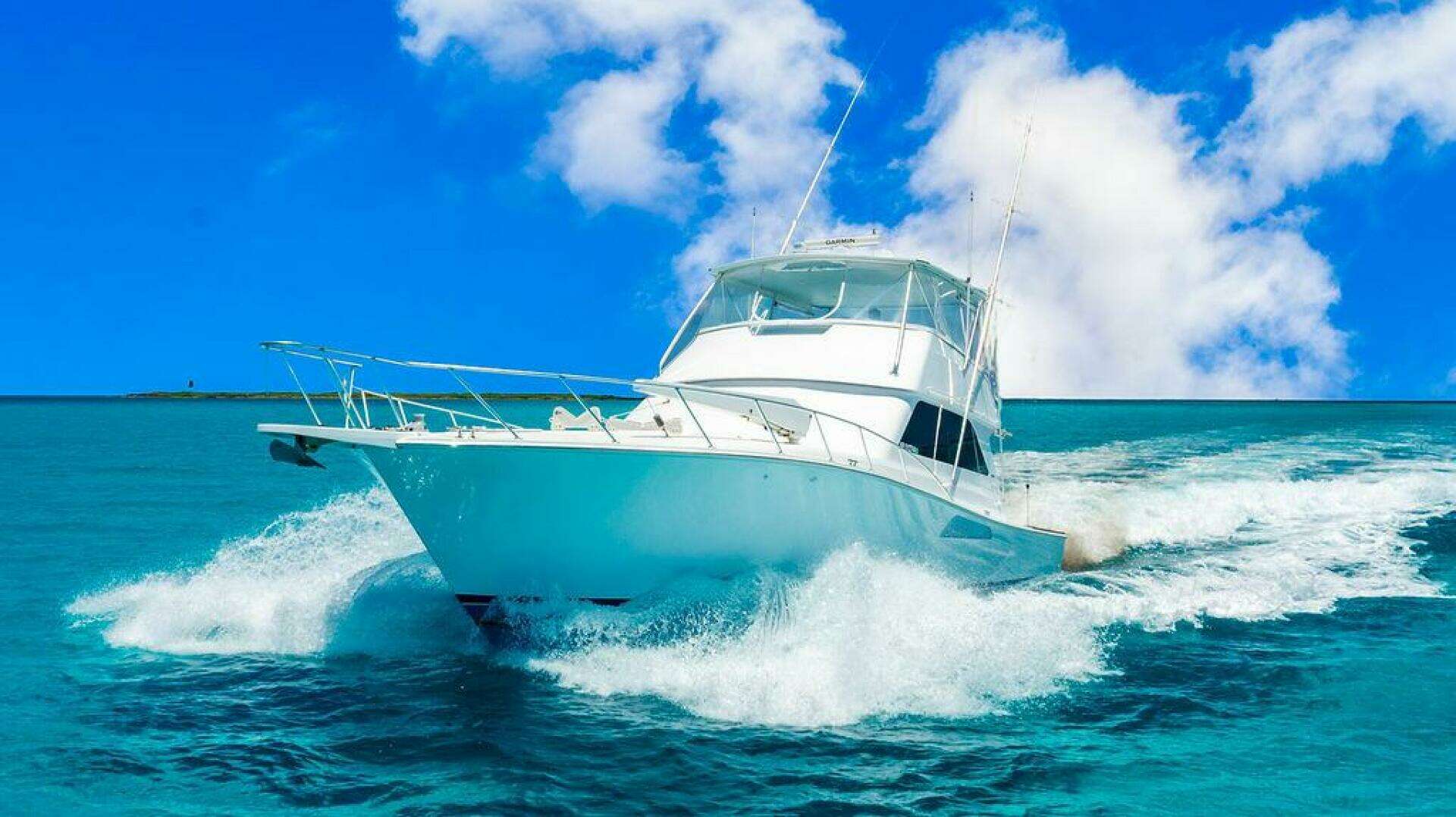 1999 Viking 55 Convertible - Image 28