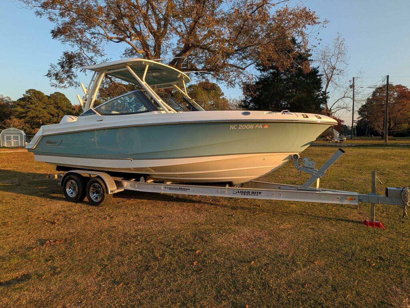 2023 Boston Whaler 240 Vantage - Image 21