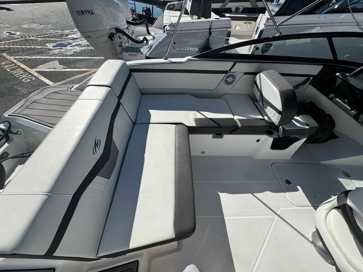 2020 Monterey M-205 - Image 10