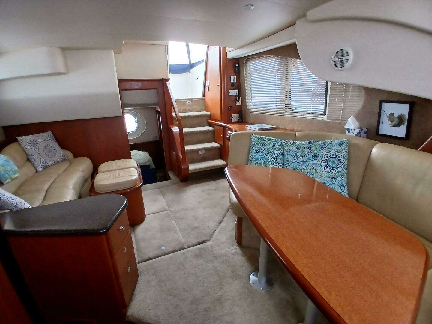 2006 Silverton 35 Motor Yacht - Image 15