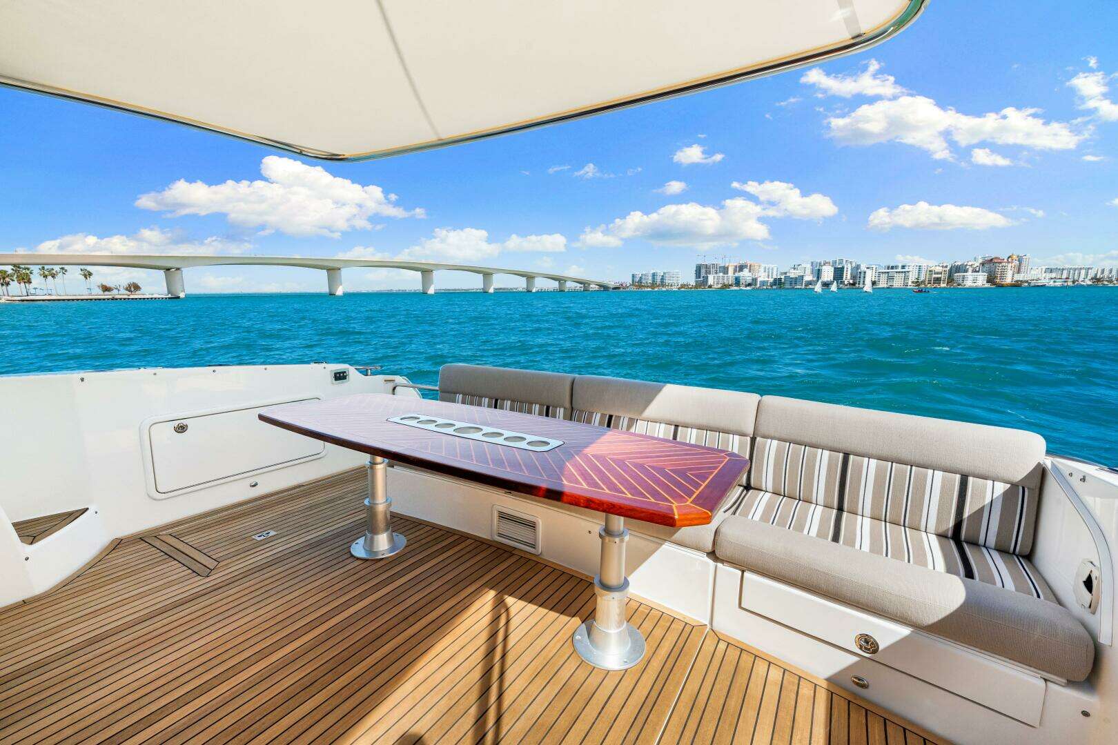 2016 Riviera 5000 Sport Yacht - Image 47