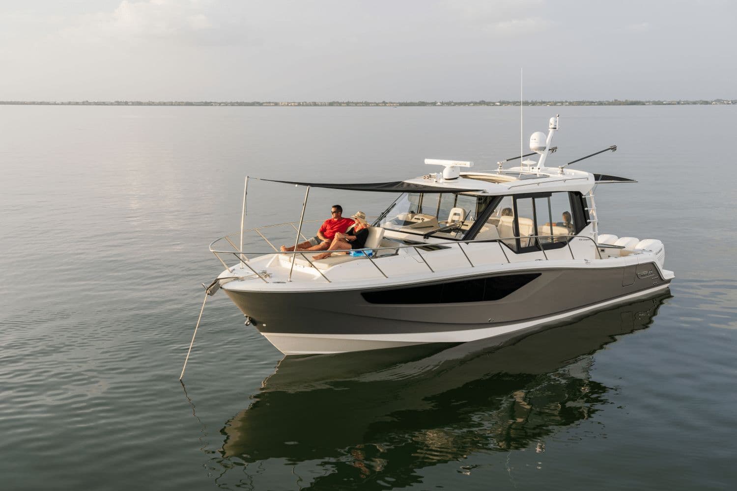 2026 Boston Whaler 405 Conquest - 21