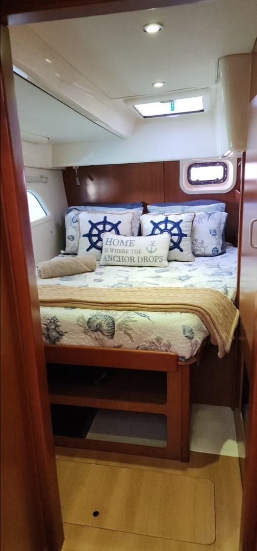 2012 Leopard 44 - Image 26