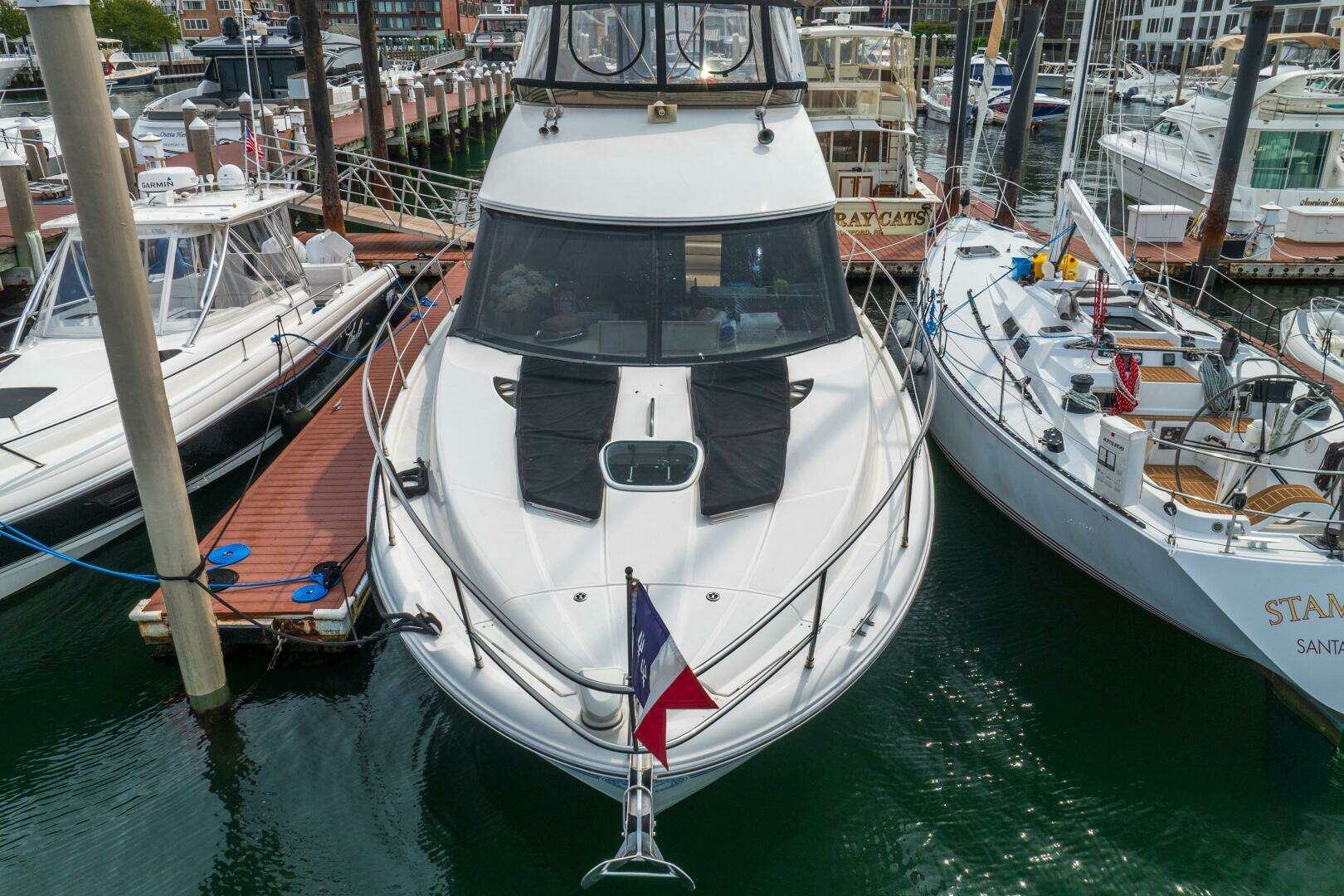 2009 Meridian 441 Sedan - Image 4