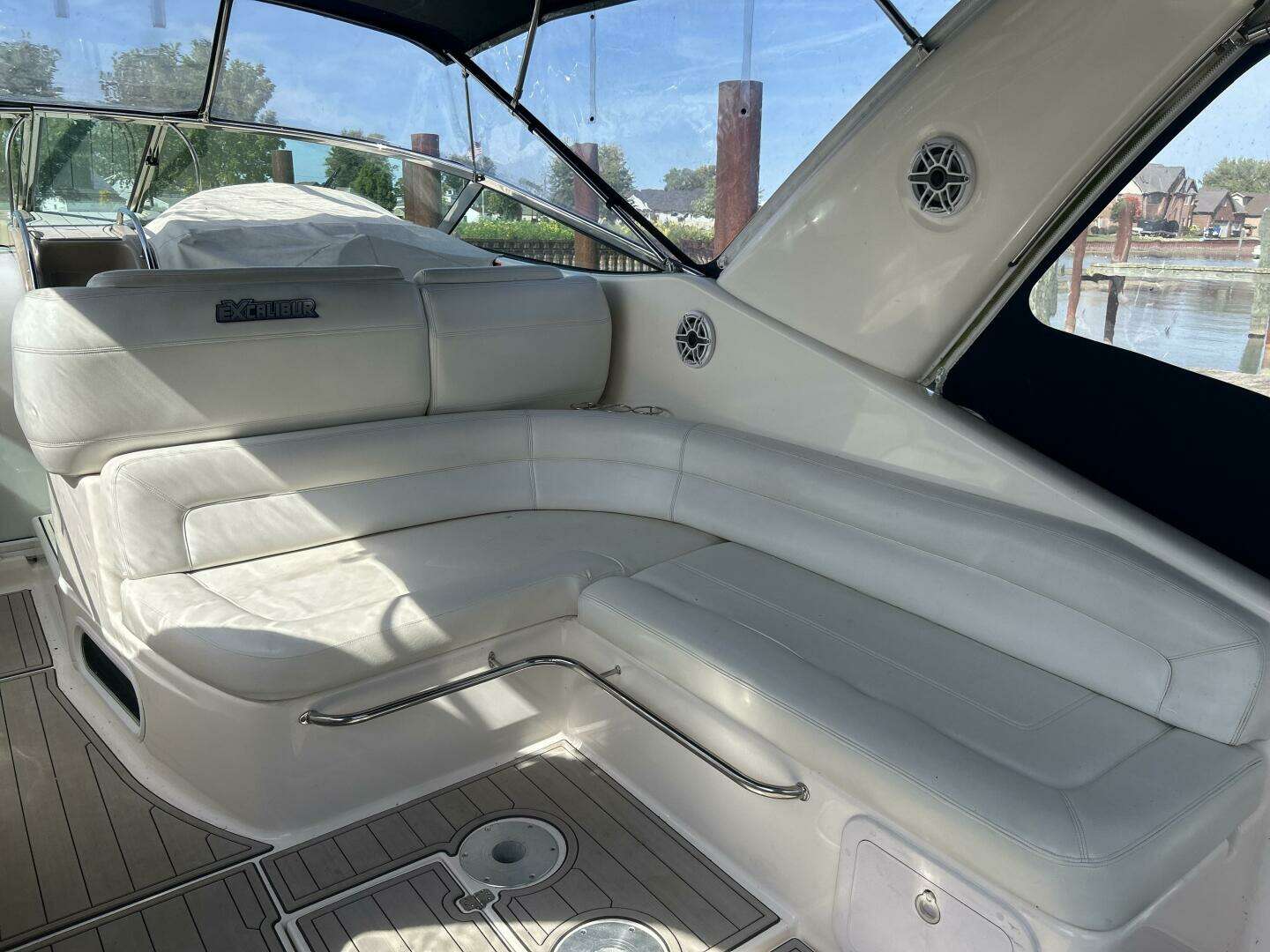 2004 Wellcraft Excalibur - Image 15