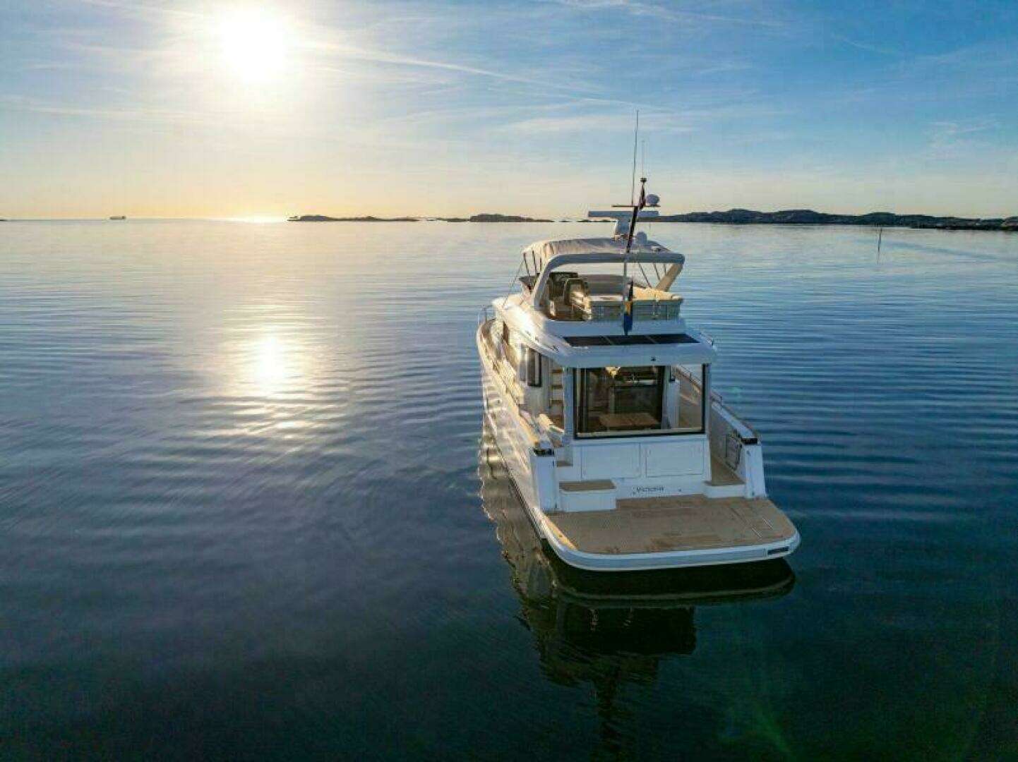 2027 Nimbus 495 Flybridge - Image 5