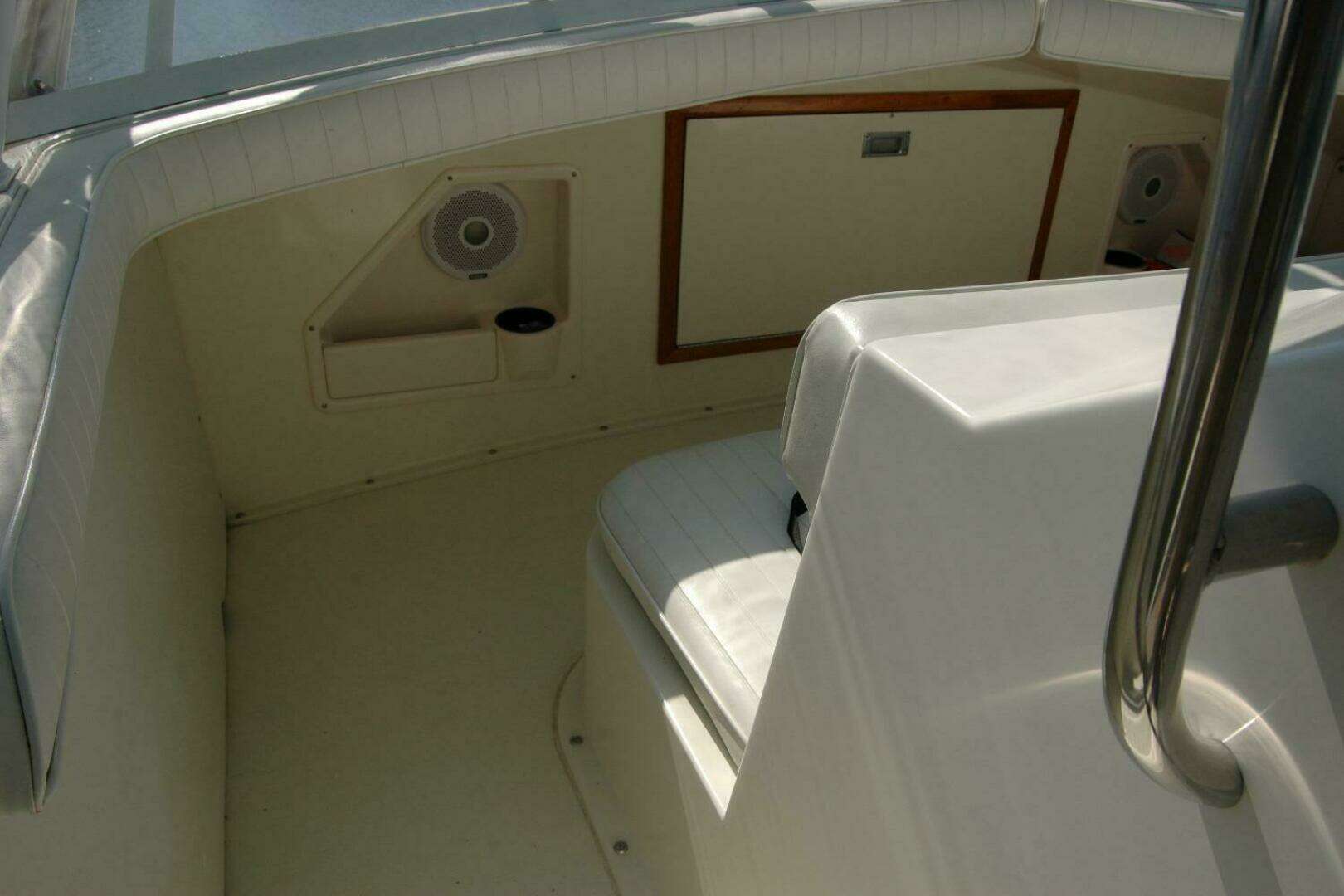 1987 Bertram 33 Sport Fisherman - Image 43