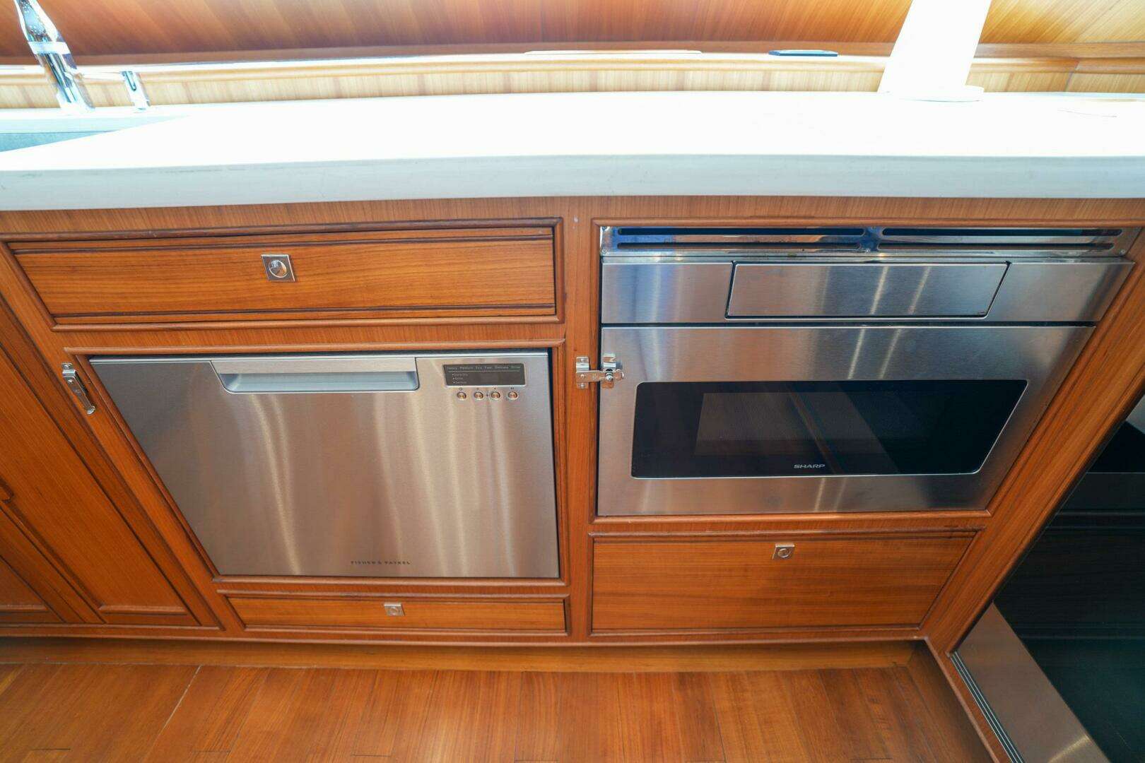 2022 Marlow Explorer 62E-CB - Image 27