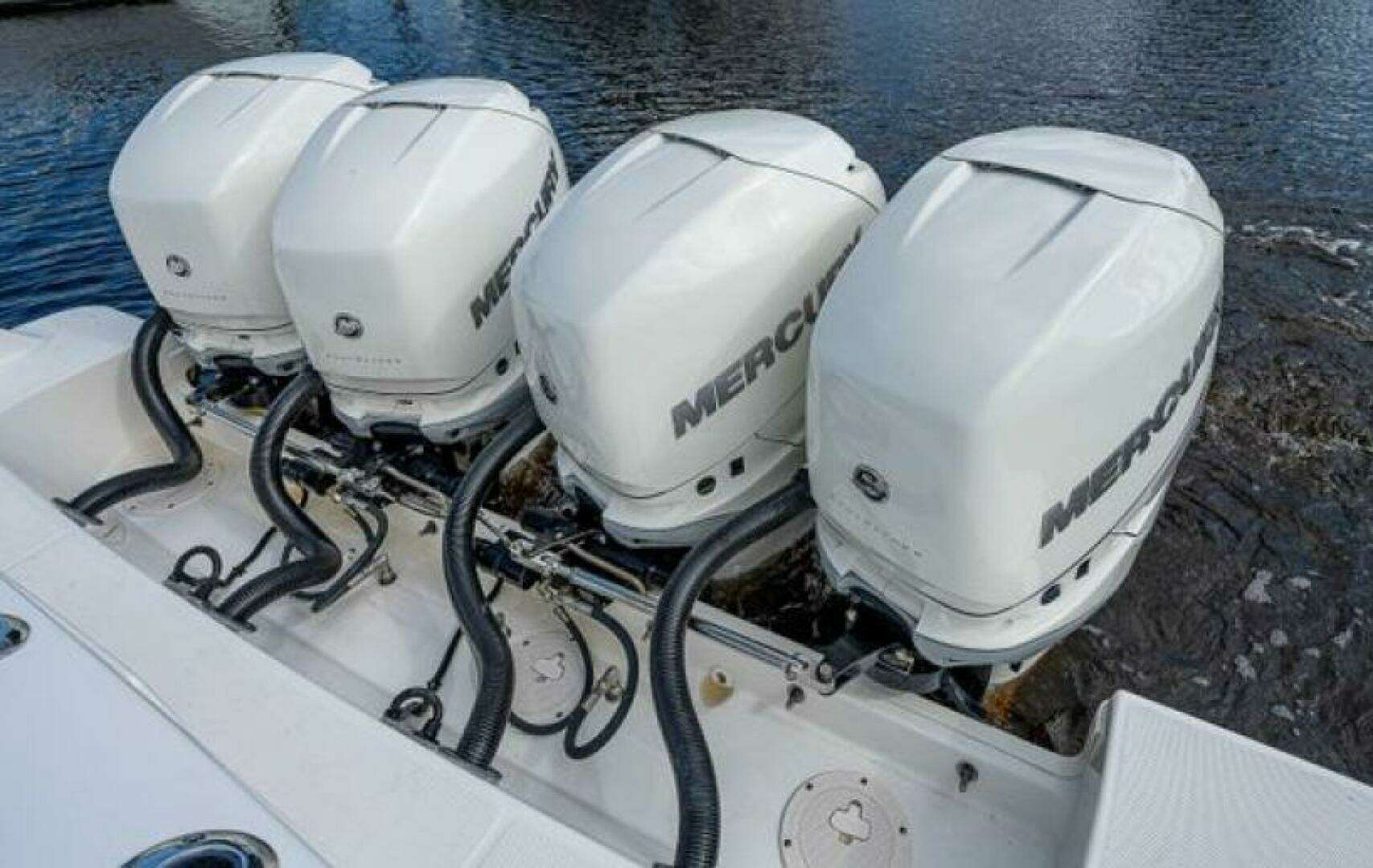 2020 Boston Whaler Outrage - Image 10
