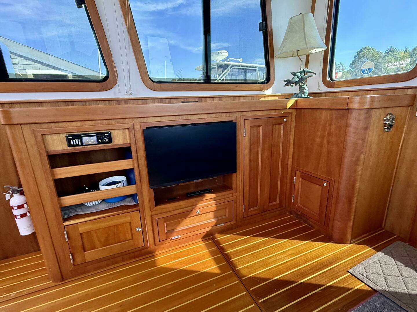2006 Sabre 42 Sedan - Image 49