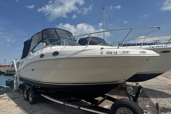 2005 Sea Ray 260 Sundancer - Image 1