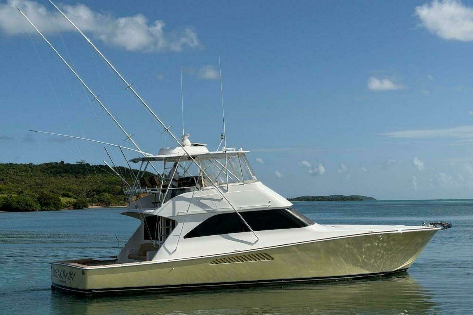 2004 Viking 56 Convertible - Image 13