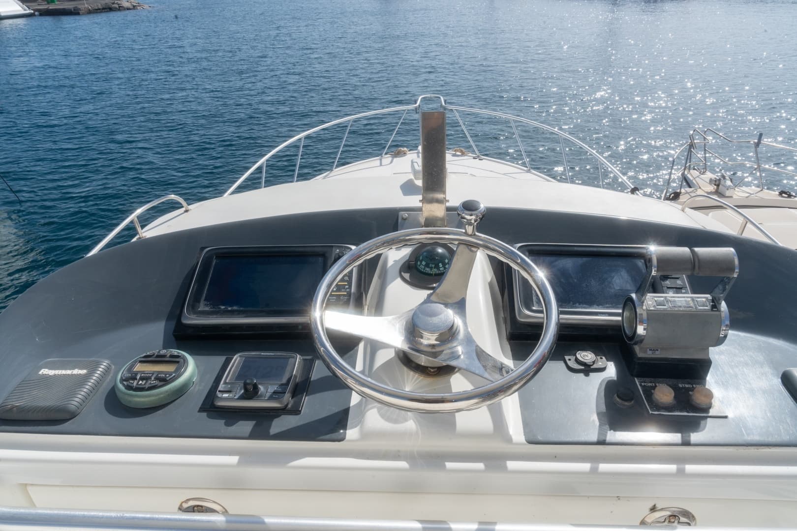 2005 Cabo 40 Hardtop Express - Image 41