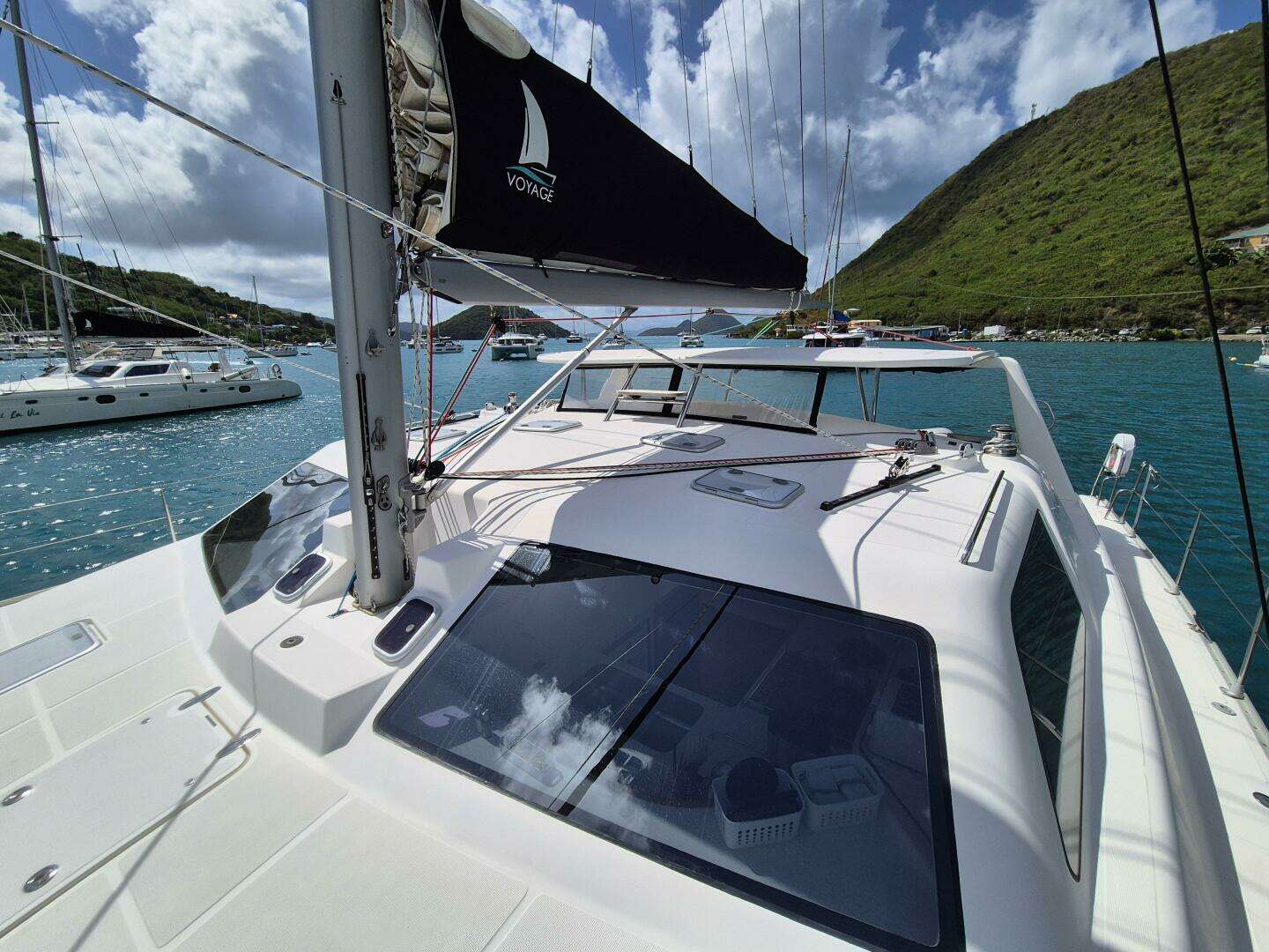2017 Voyage 480 - Image 16