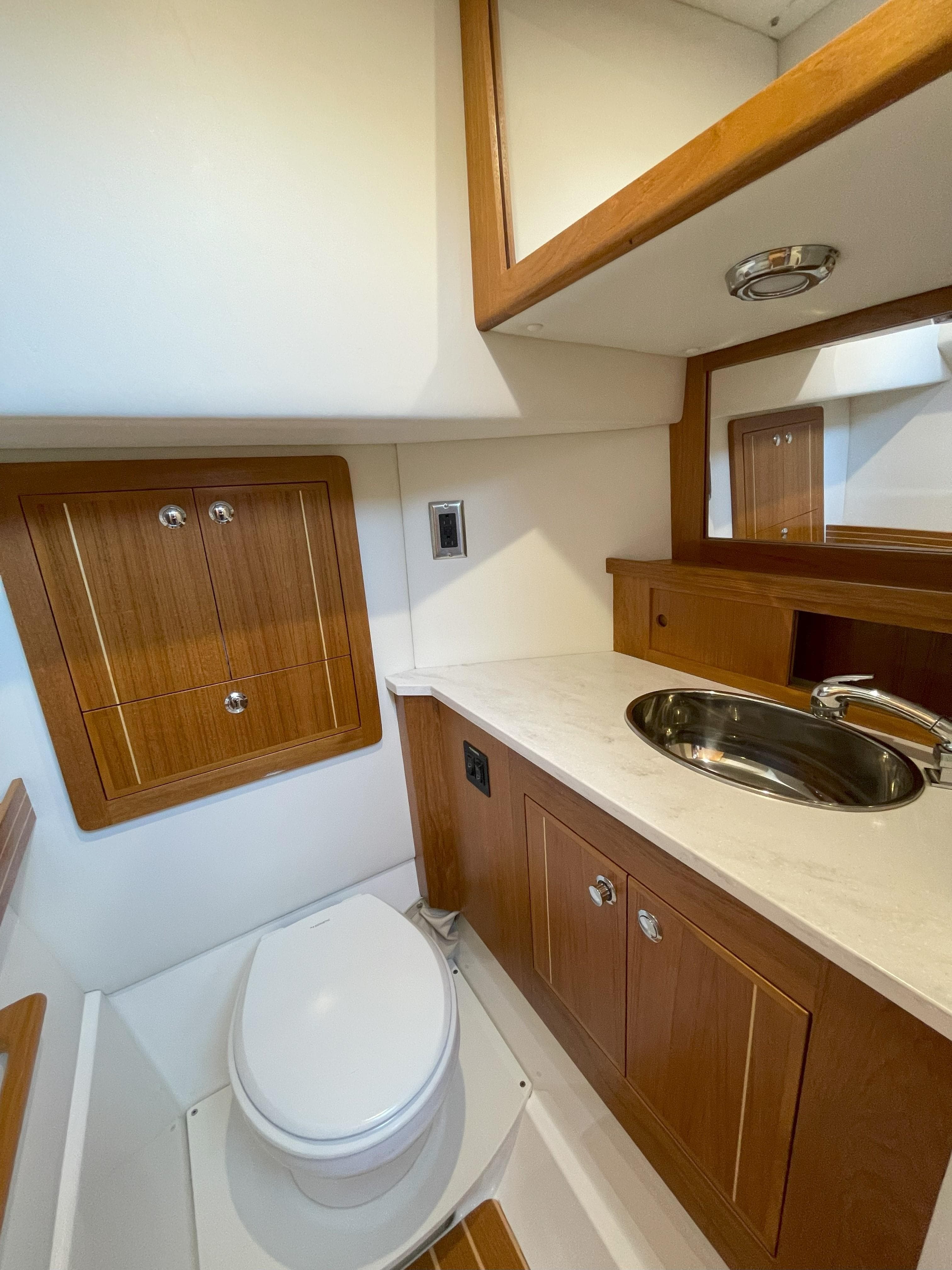 Luxurious bathroom in Aspen C100 yacht, 2018 model.