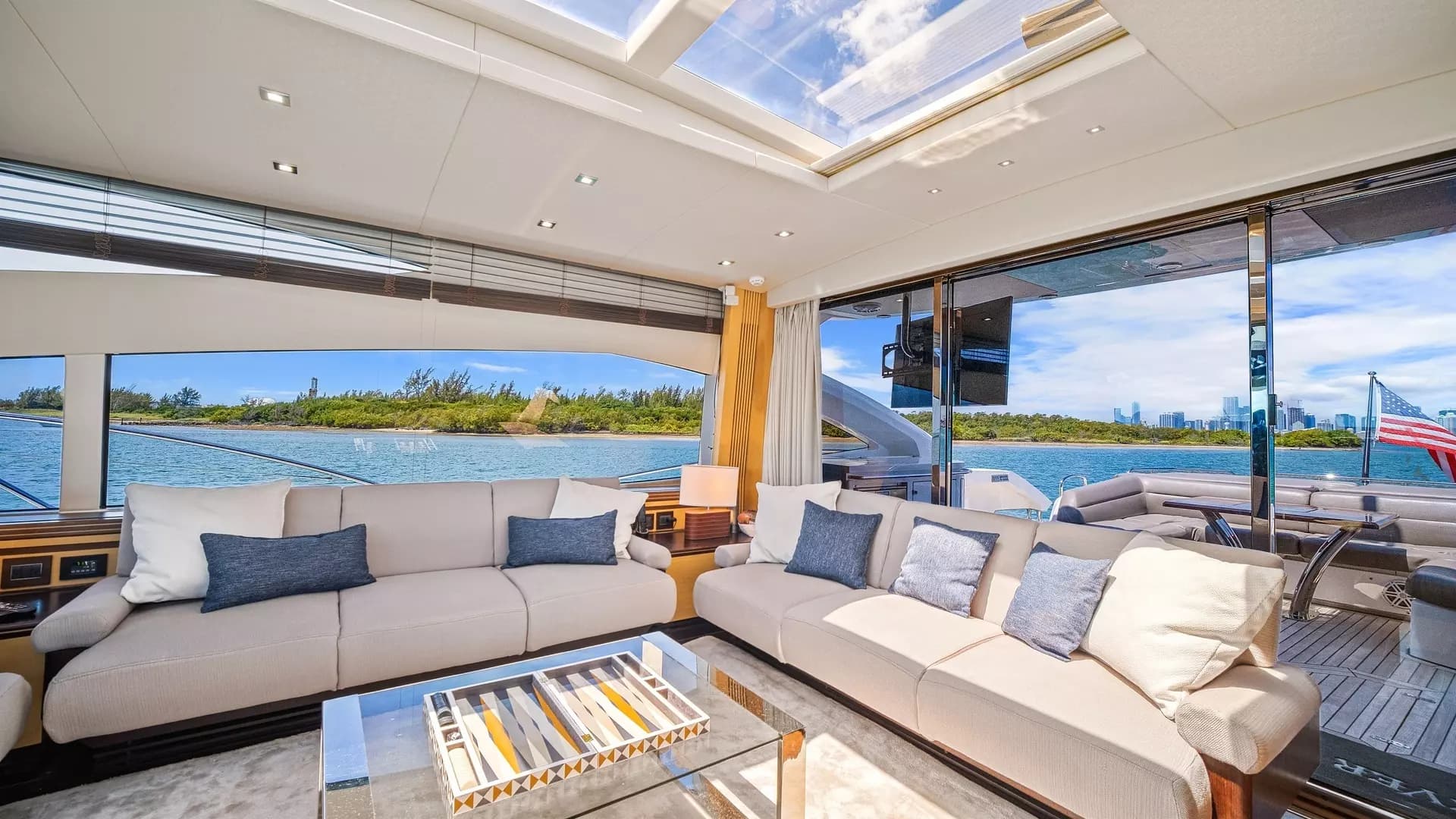 2013 Sunseeker 80 Predator - Image 22