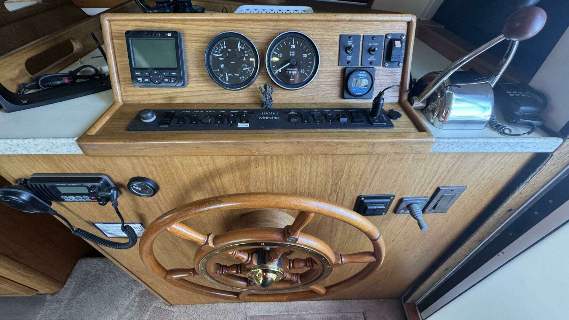 1999 Mainship 350 Trawler - Image 25