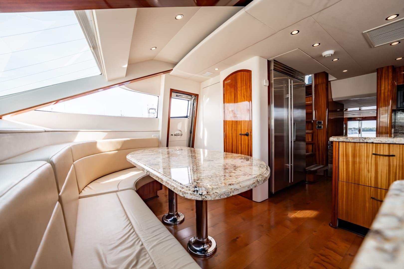 2012 Hatteras — - Image 46