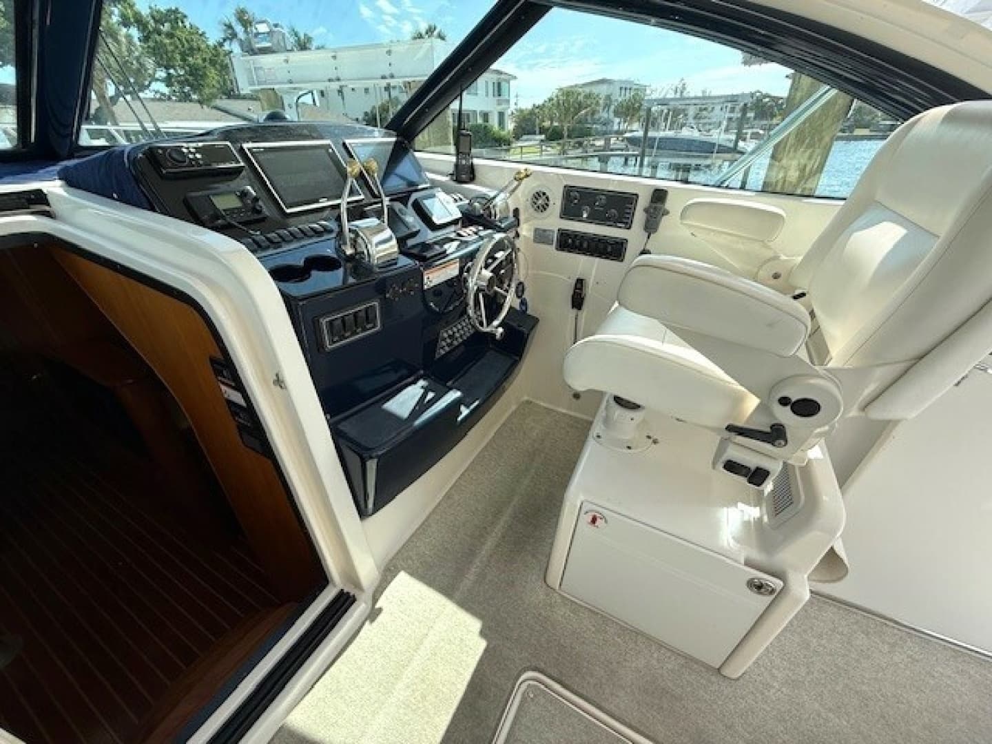 2007 Tiara Yachts 4200 Open - Image 45