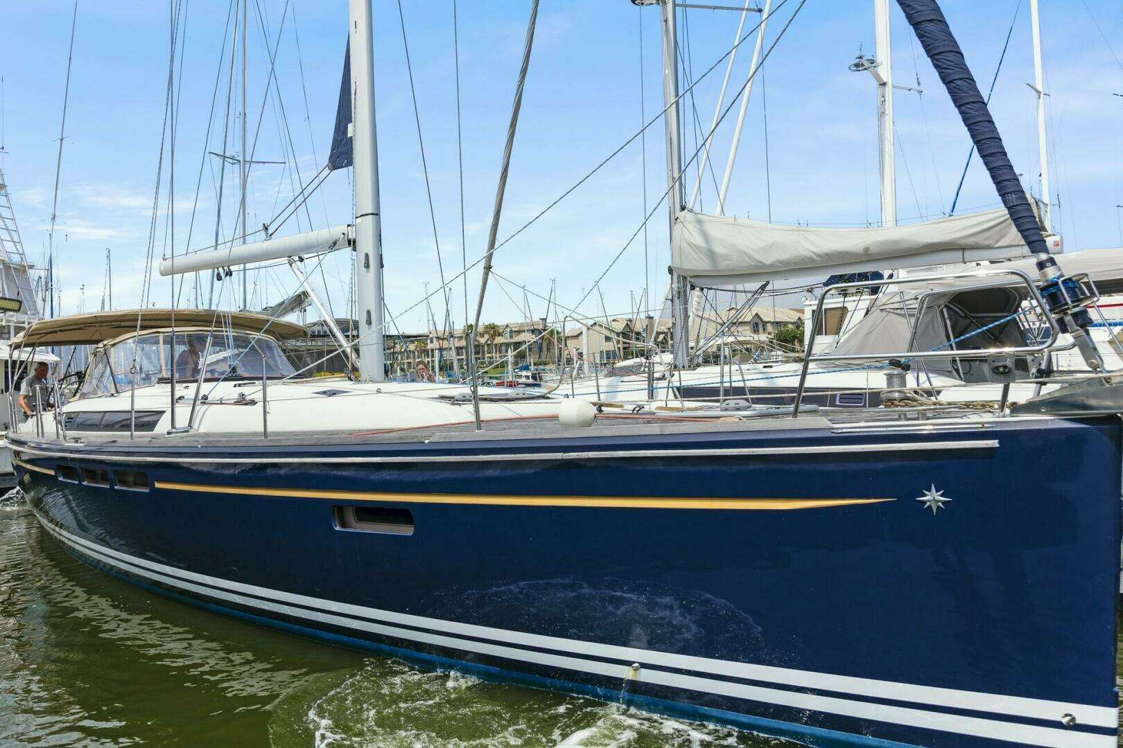 2012 Jeanneau 509 - Image 3