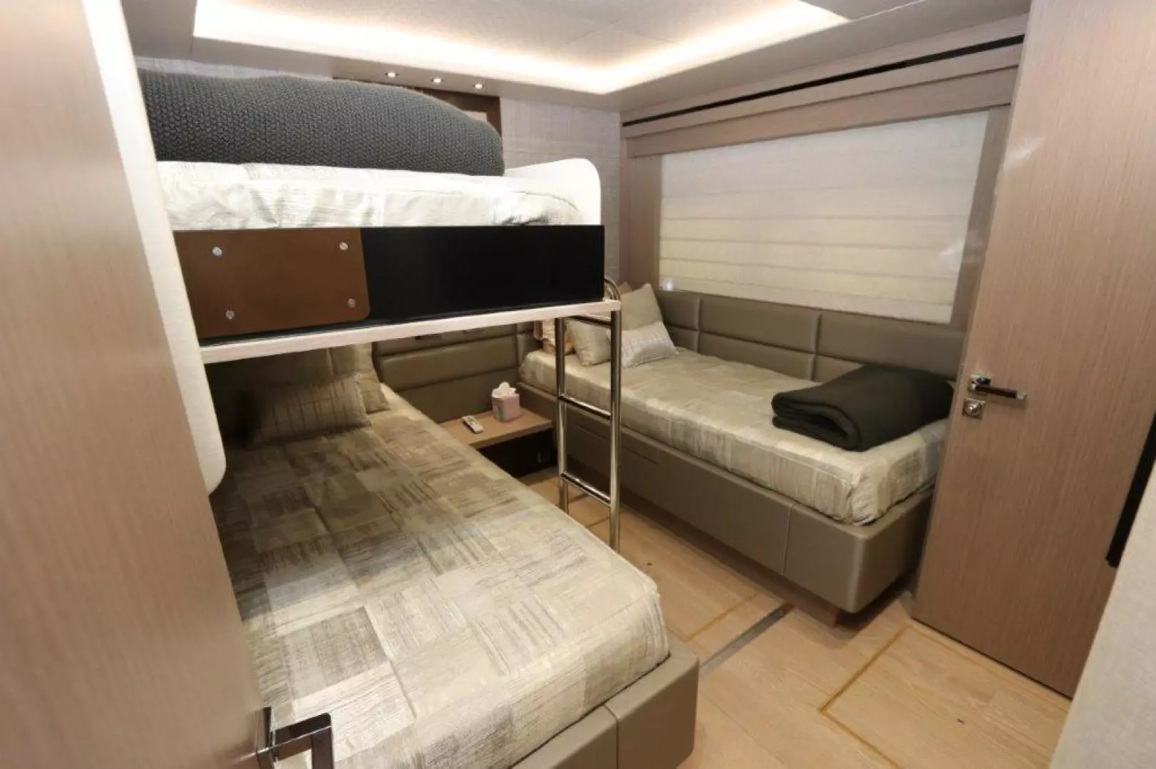 2019 Sunseeker Yacht - Image 90