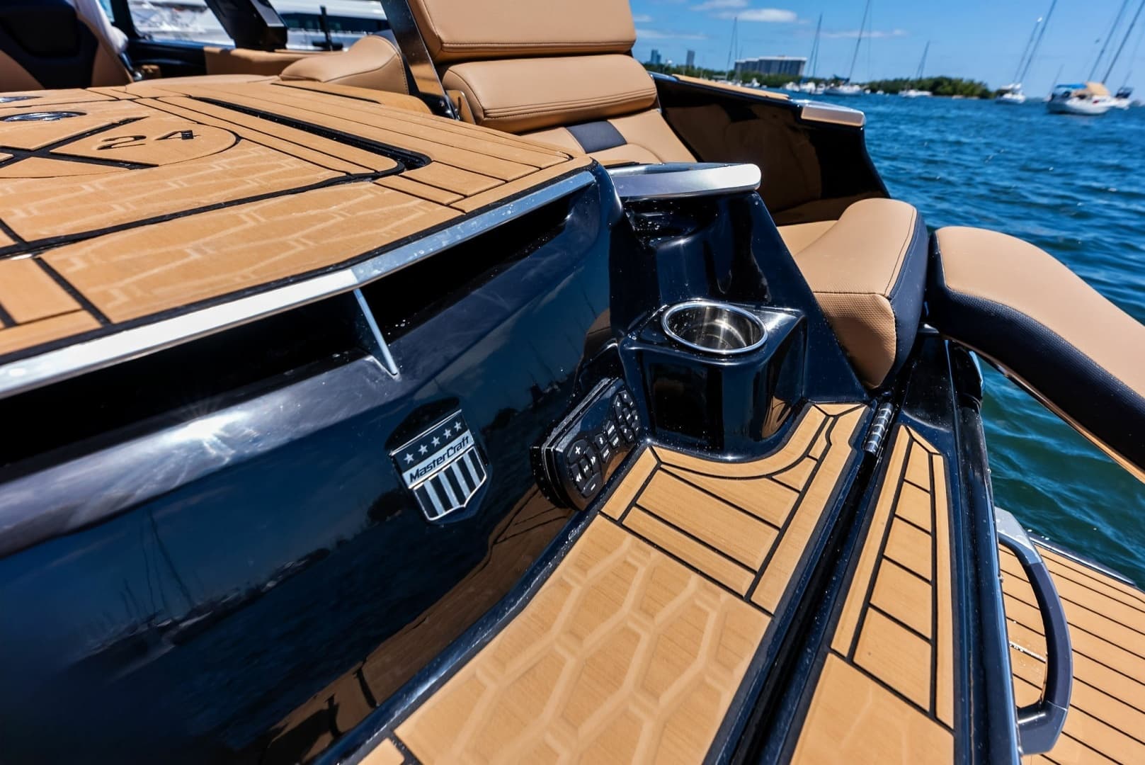 2024 Mastercraft X24 - Image 30