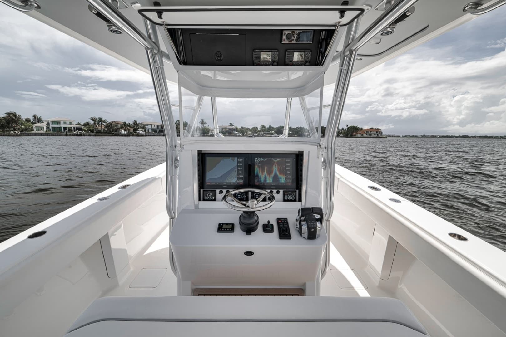 2017 Bahama 41 Bahama - Image 26
