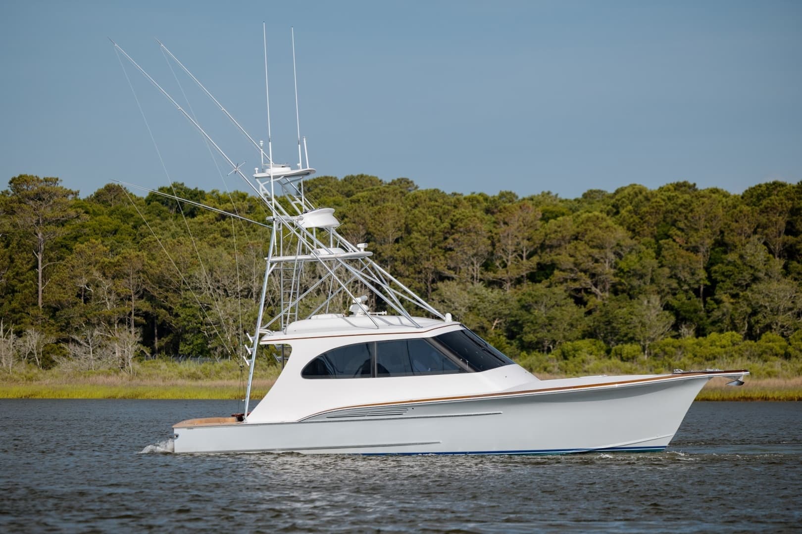 2015 Jarrett Bay Hardtop Express - Image 7