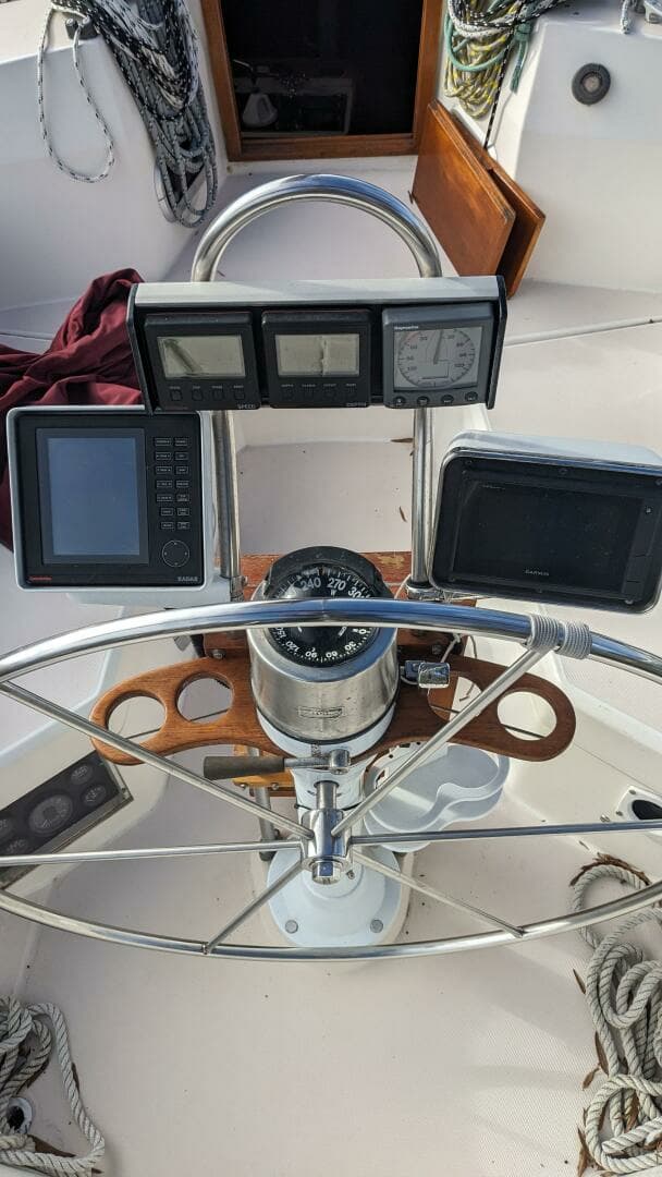 1993 Sabre 38 - Image 20