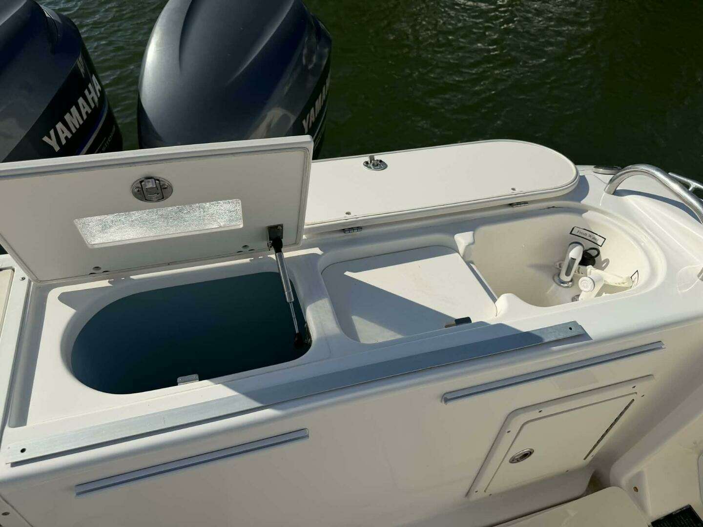 2007 Century 3200 WA - Image 15