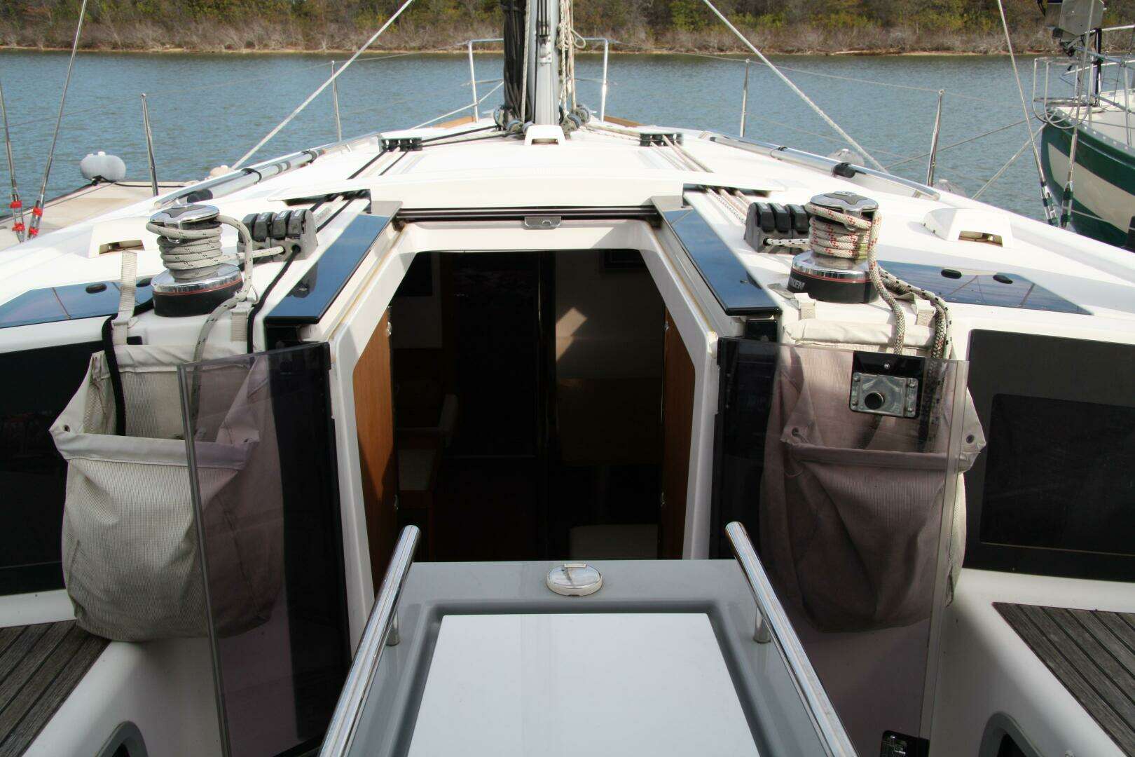 2013 Beneteau Oceanis 41 - Image 59