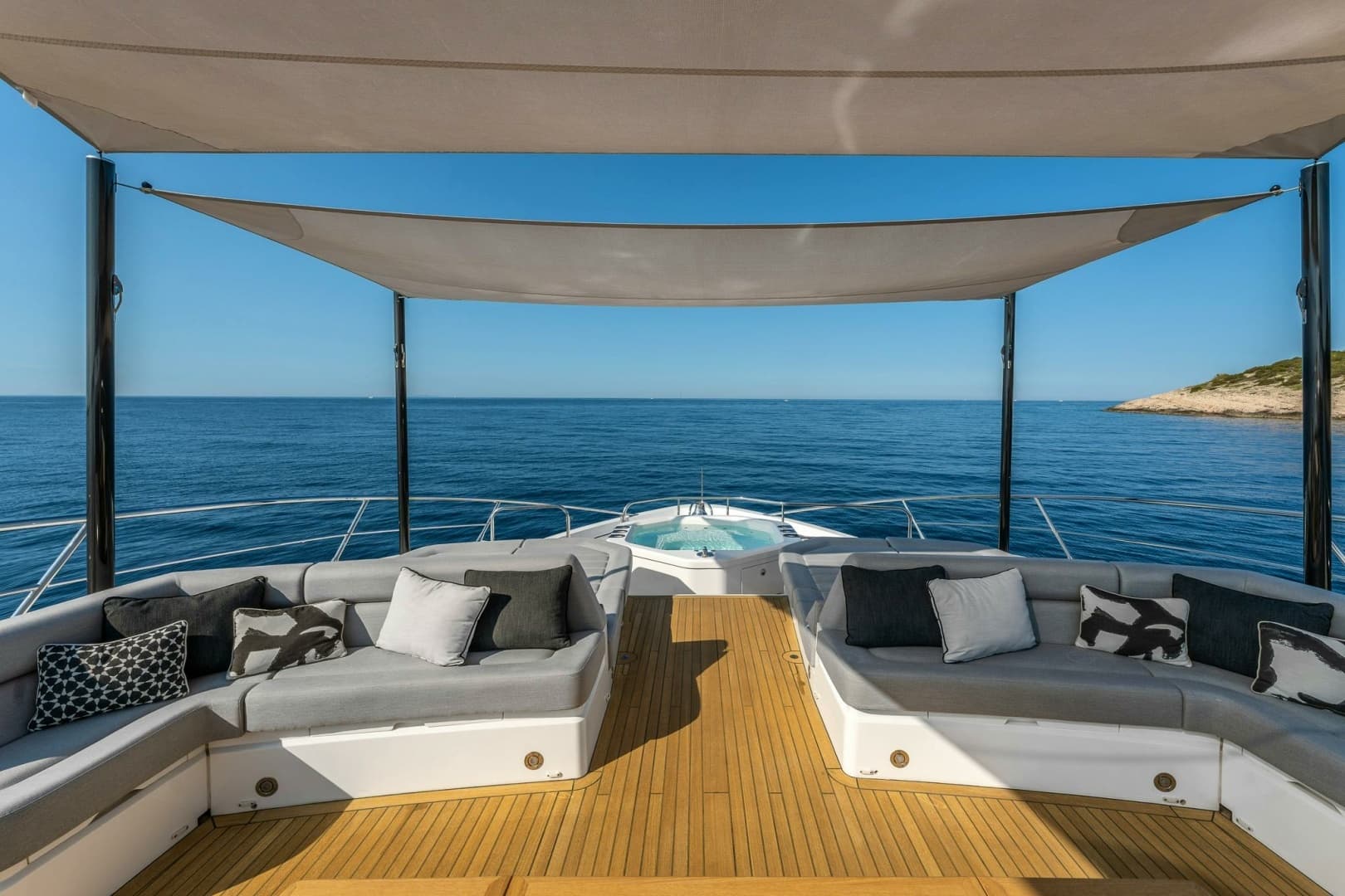 2020 Sunseeker Sunseeker 116 Yacht - Image 9