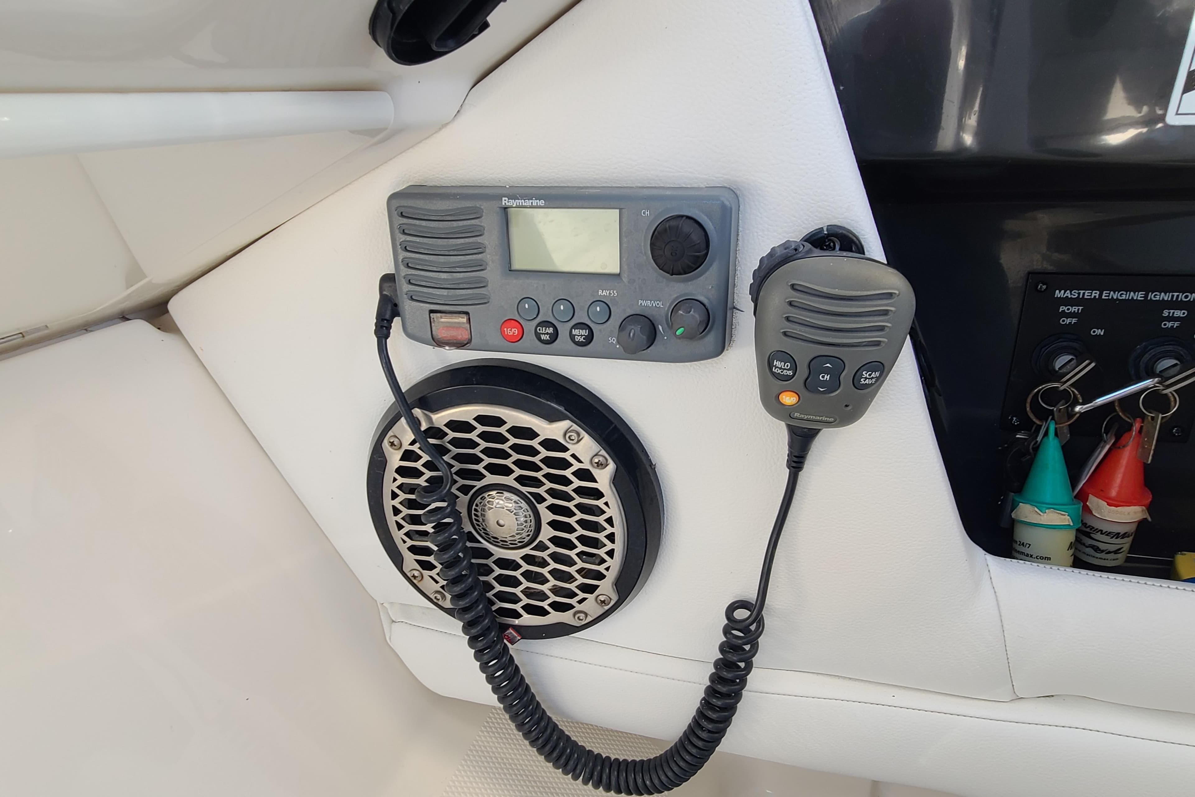 Control panel of a 2014 Sea Ray 350 SLX with radio and speaker system.