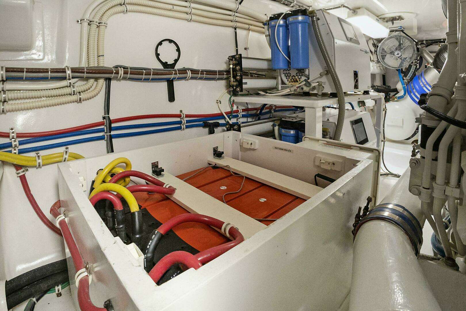 2016 Hatteras GT63 - Image 76