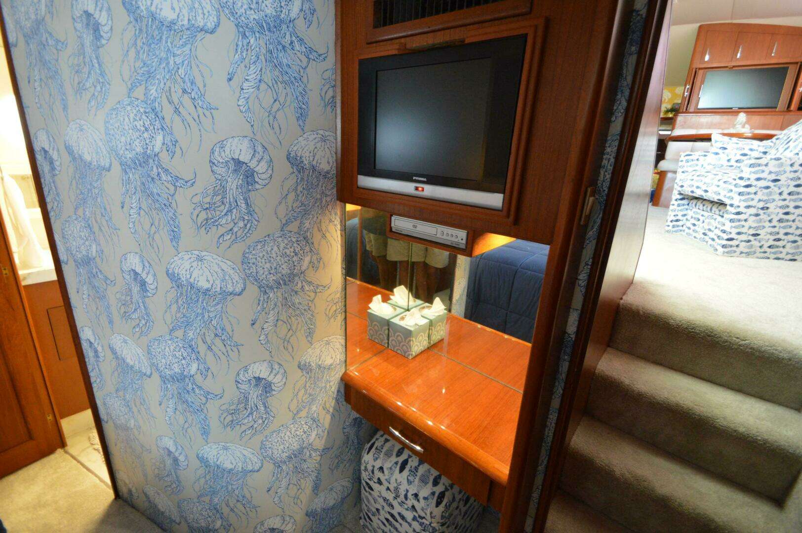 1995 Ocean 48 Cockpit Motor Yacht - Image 35