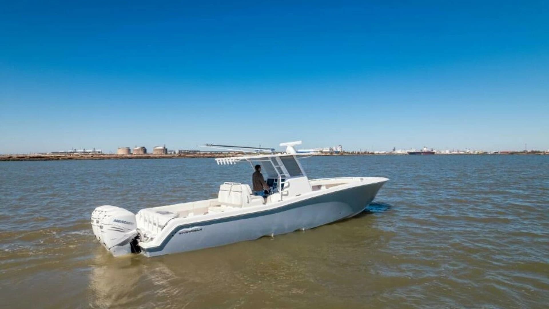 2019 Invincible 39 Open - Image 49