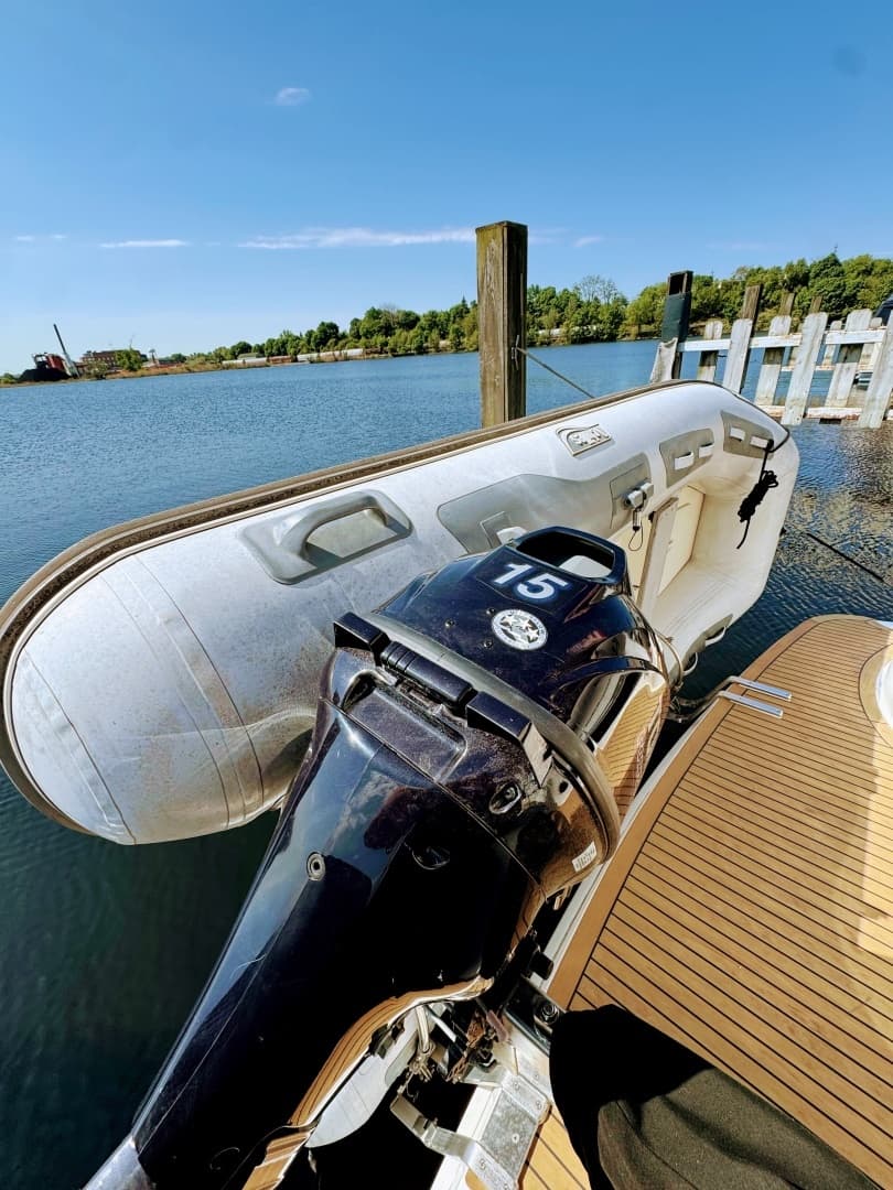 2002 Silverton 39 Motor Yacht - Image 33