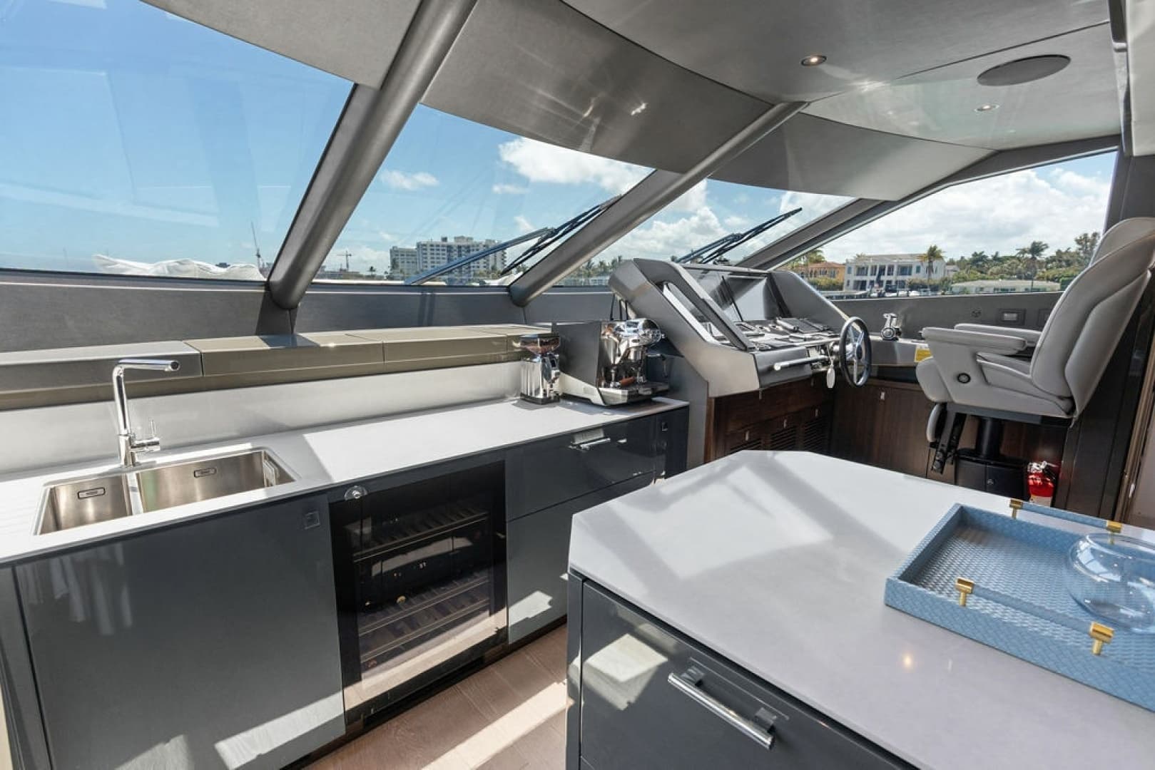 2026 Sunseeker 88 Yacht - Image 53