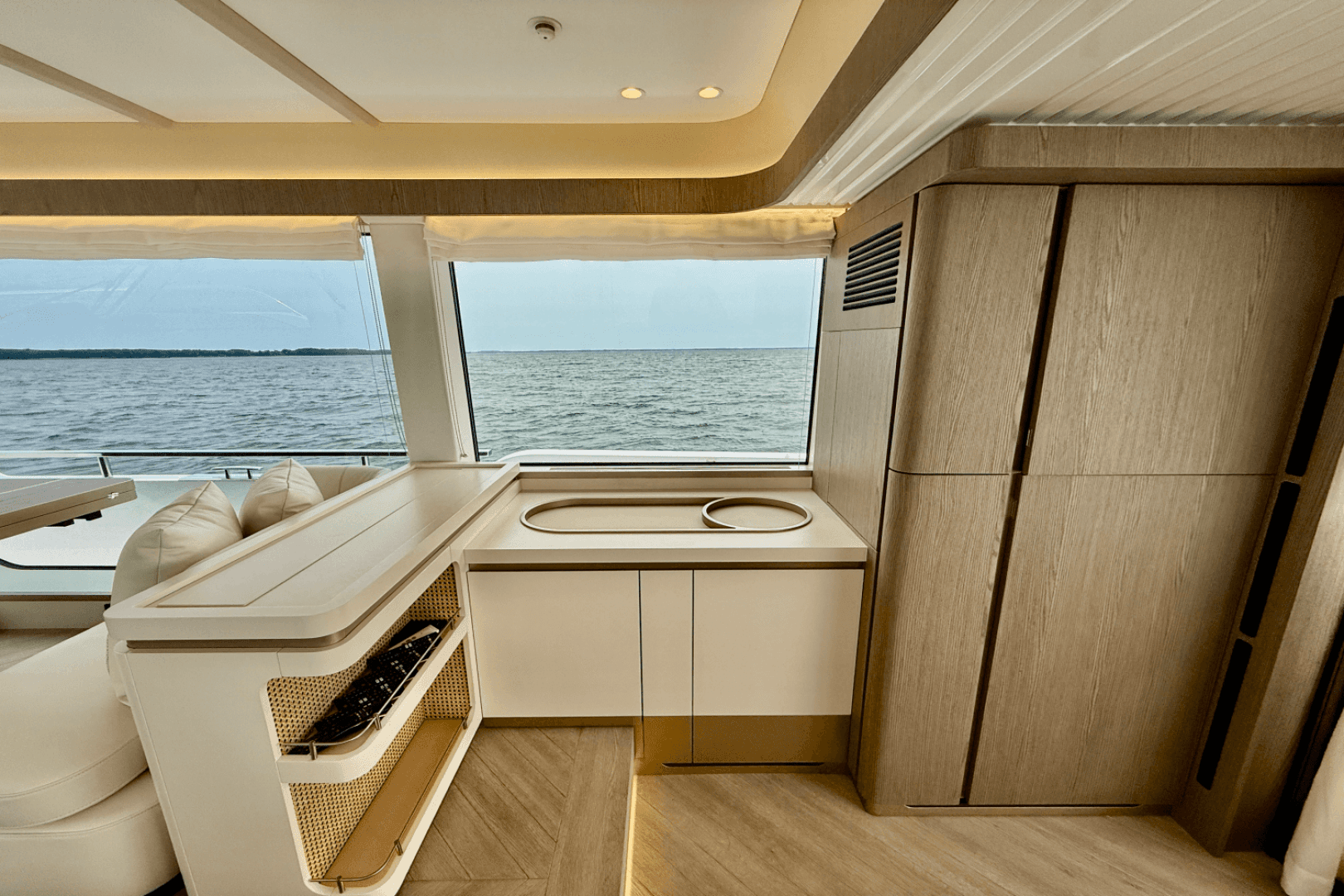 2026 Azimut Magellano 60 - Image 39