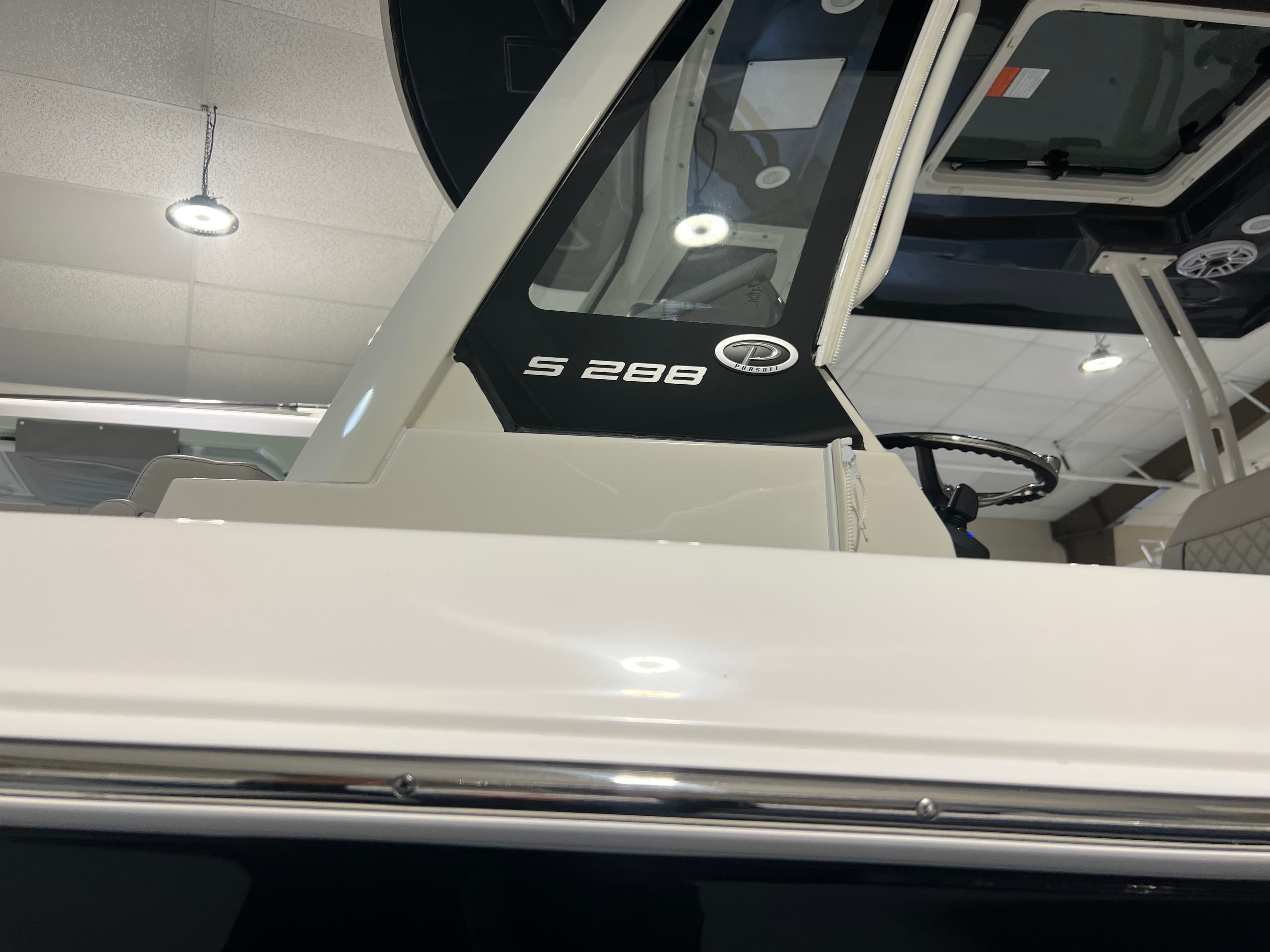 2025 PURSUIT 288 S - Image 5